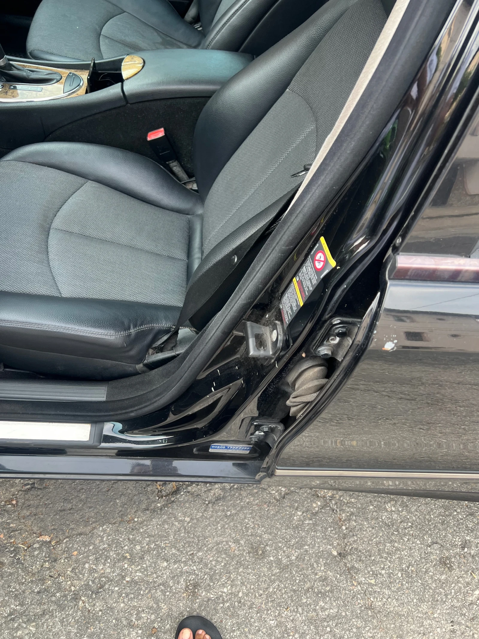 Mercedes-Benz E 220, снимка 4 - Автомобили и джипове - 55354446