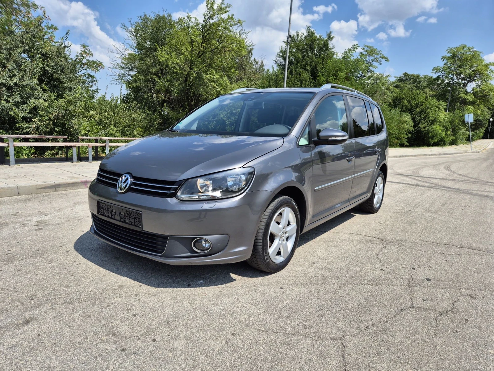 VW Touran 2.0TDI Hingline DSG Navi Кожа Печка