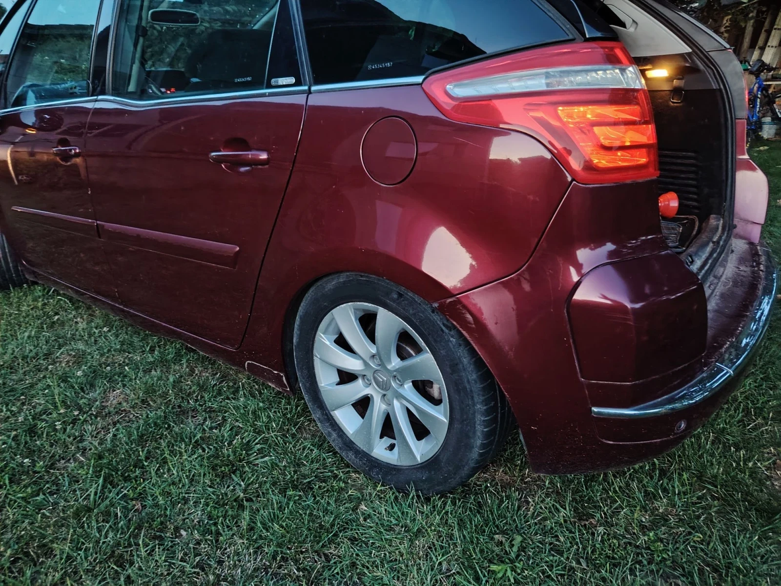 Citroen C4 Picasso Exclusive, снимка 6 - Автомобили и джипове - 55769546