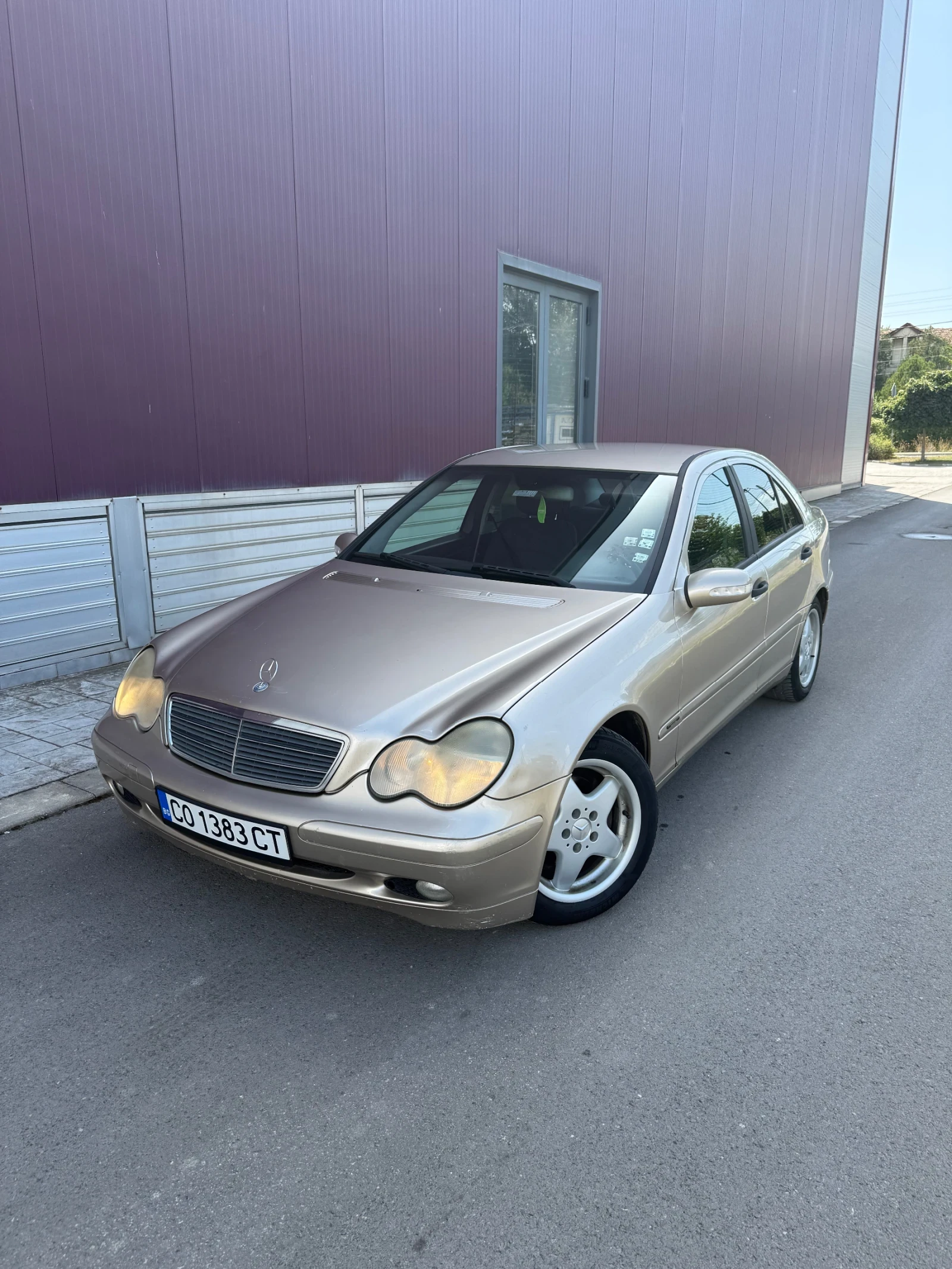 Mercedes-Benz C 220