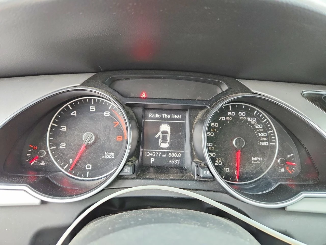Audi A5 2.0l Premium, снимка 9 - Автомобили и джипове - 56350099