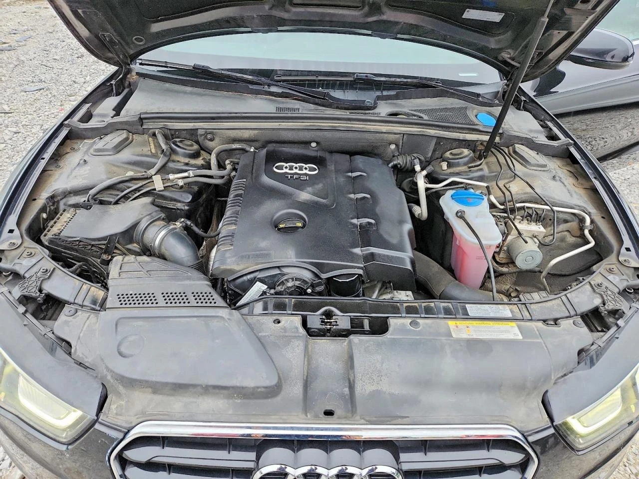 Audi A5 2.0l Premium, снимка 11 - Автомобили и джипове - 56350099