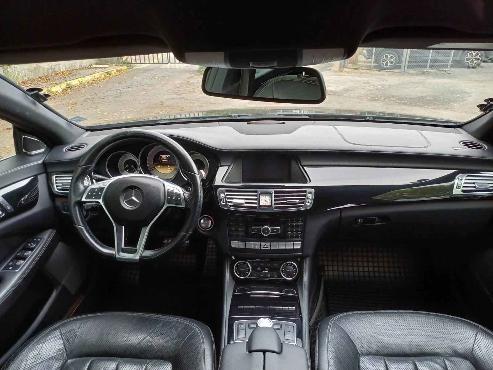 Mercedes-Benz CLS 350 CDI 4Matic AMG-Line Harman/Kardon | Mobile.bg � ����������� 12