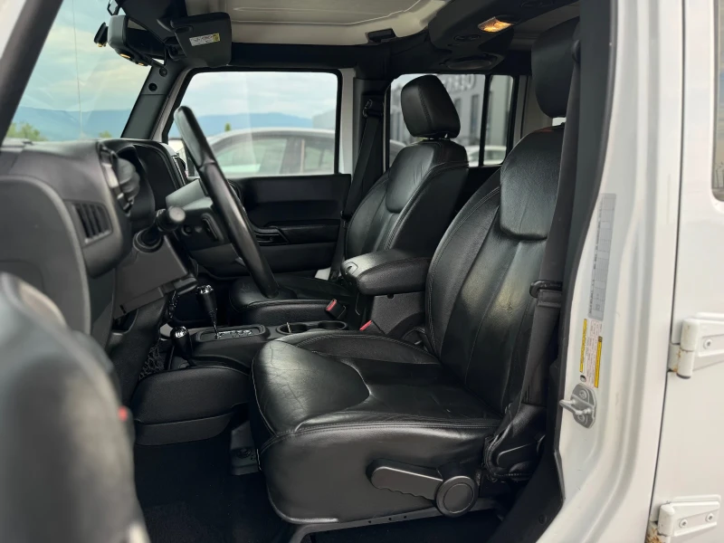 Jeep Wrangler UNLIMITED, снимка 9 - Автомобили и джипове - 51410299