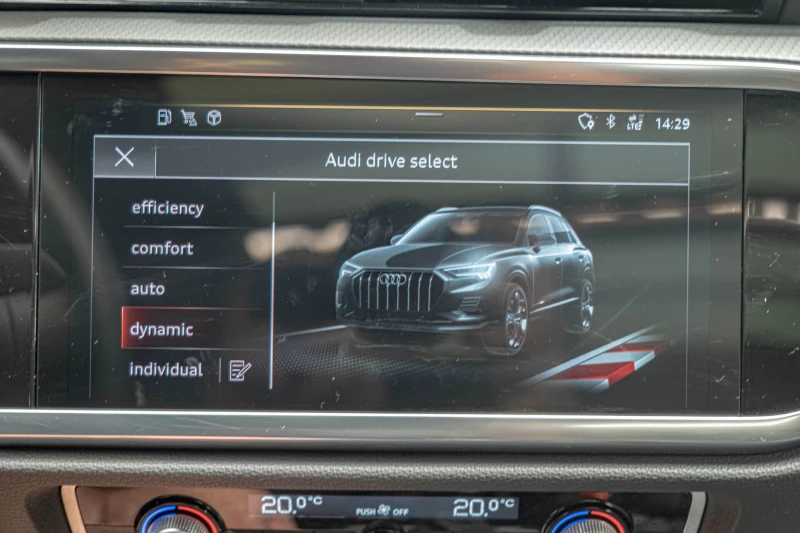 Audi Q3 40TFSI/Quattro/Sline/Панорама/Side Assist/Virtual/, снимка 12 - Автомобили и джипове - 51435264