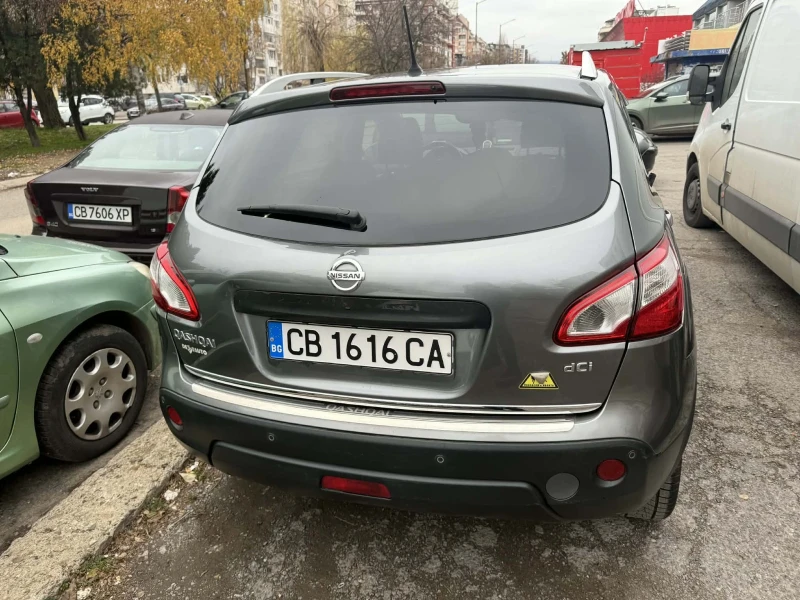 Nissan Qashqai, снимка 10 - Автомобили и джипове - 52815440