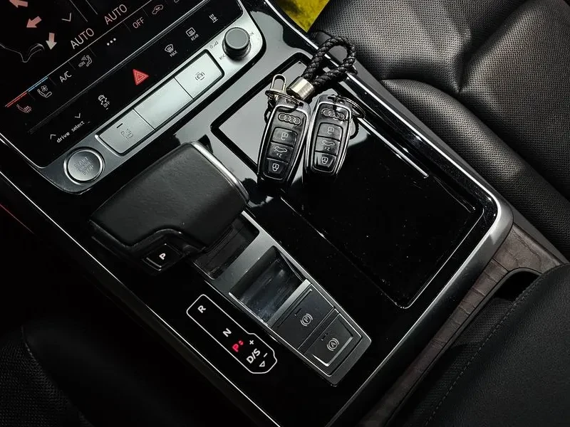 Audi Q7 45 TDI QUATTRO PREMIUM, снимка 9 - Автомобили и джипове - 55322553