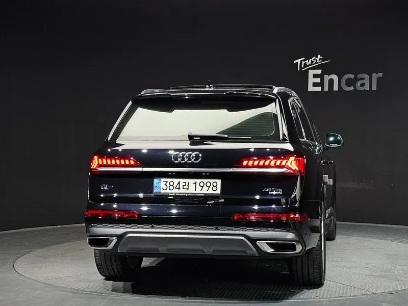 Audi Q7 45 TDI QUATTRO PREMIUM, снимка 4 - Автомобили и джипове - 55322553