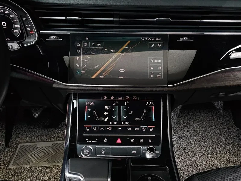 Audi Q7 45 TDI QUATTRO PREMIUM, снимка 15 - Автомобили и джипове - 55322553