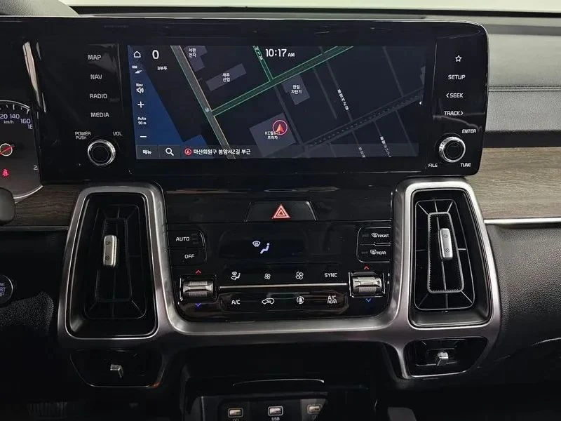 Kia Sorento, снимка 15 - Автомобили и джипове - 56690829