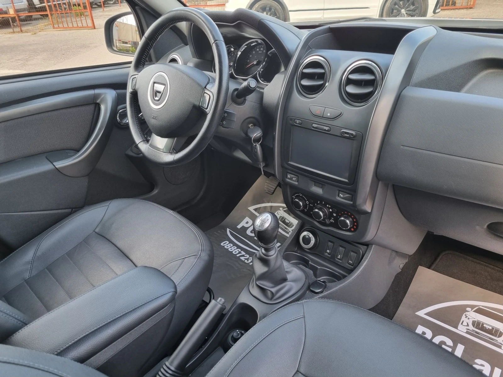 Dacia Duster 1.2 16v 125/6/6/44/// | Mobile.bg   14