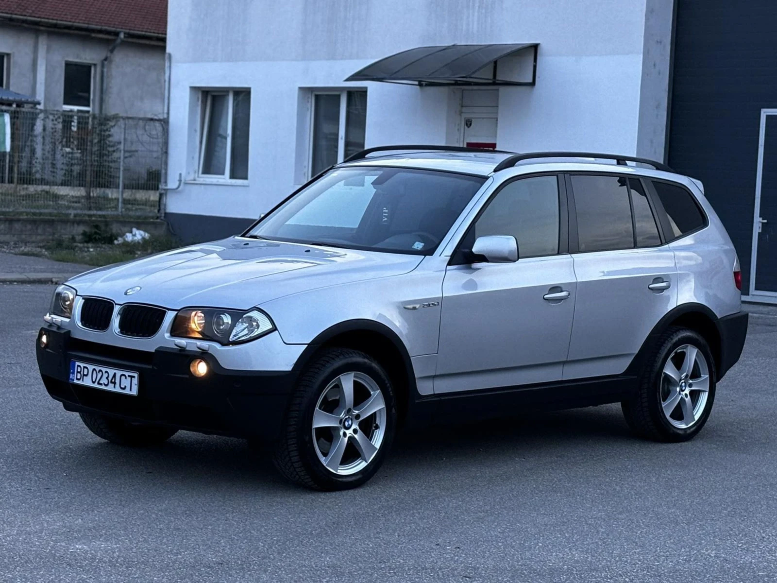 BMW X3 3.0D~204~ - изображение 3