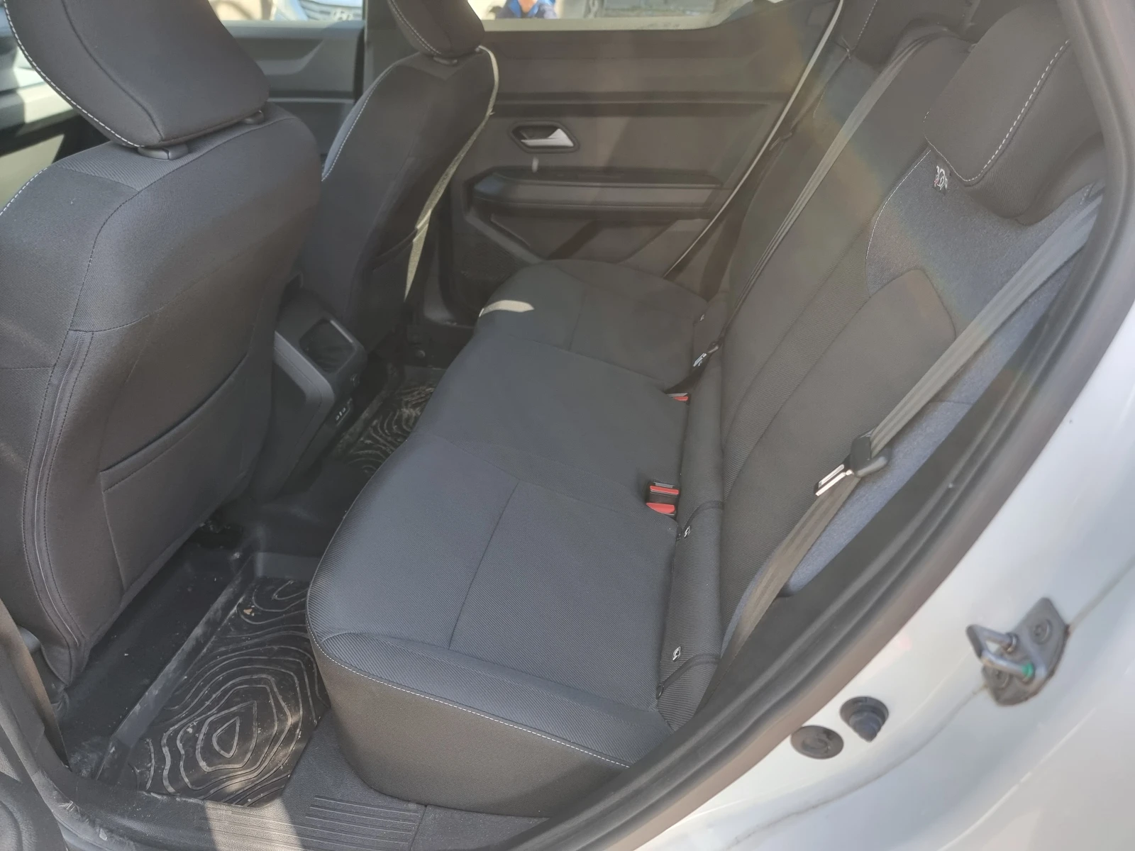 Dacia Duster Journey, снимка 10 - Автомобили и джипове - 53826274