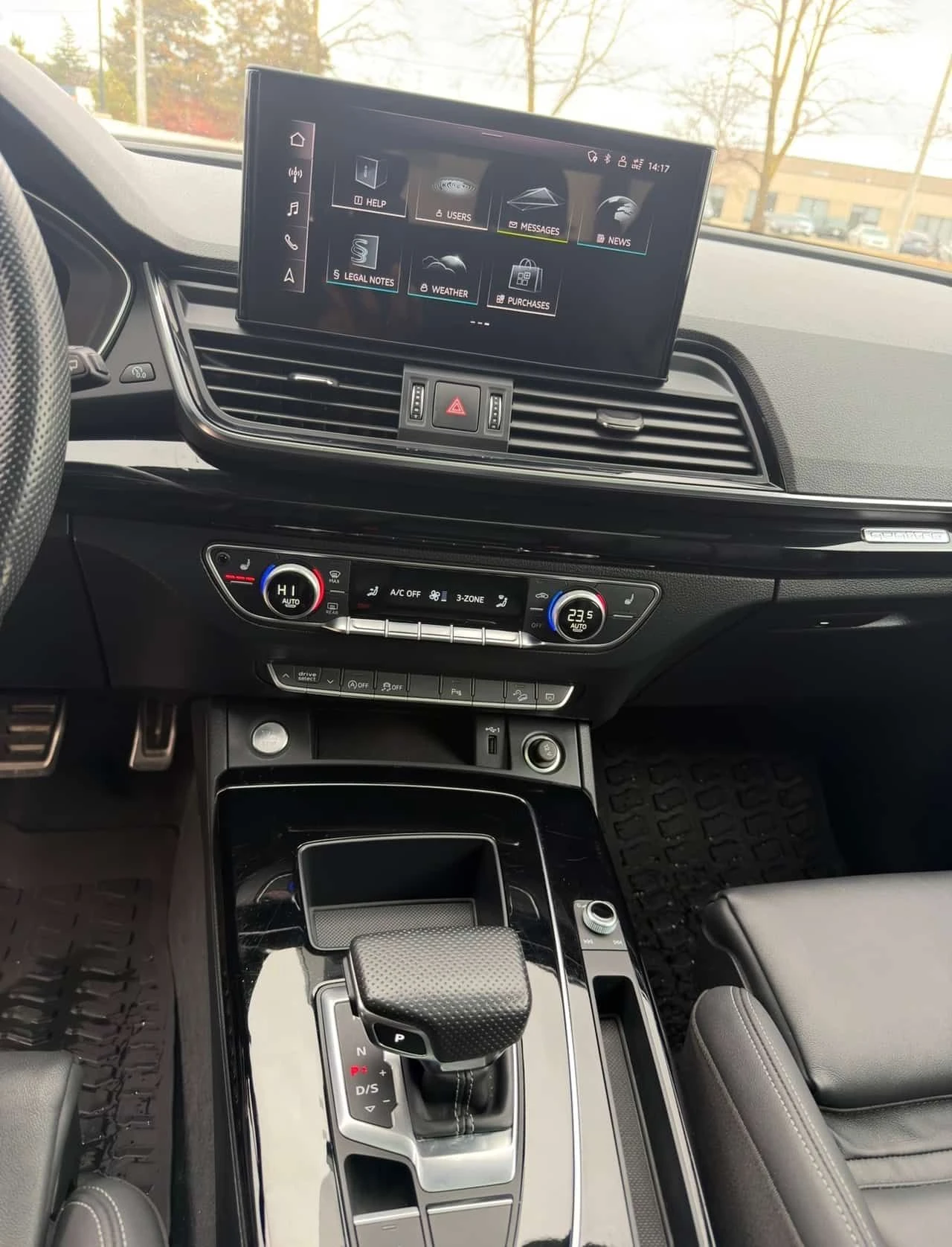 Audi Q5 Progressiv/CARFAX/PANO/ДИСТРОНИК/ПОДГРЕВИ, снимка 10 - Автомобили и джипове - 53831483