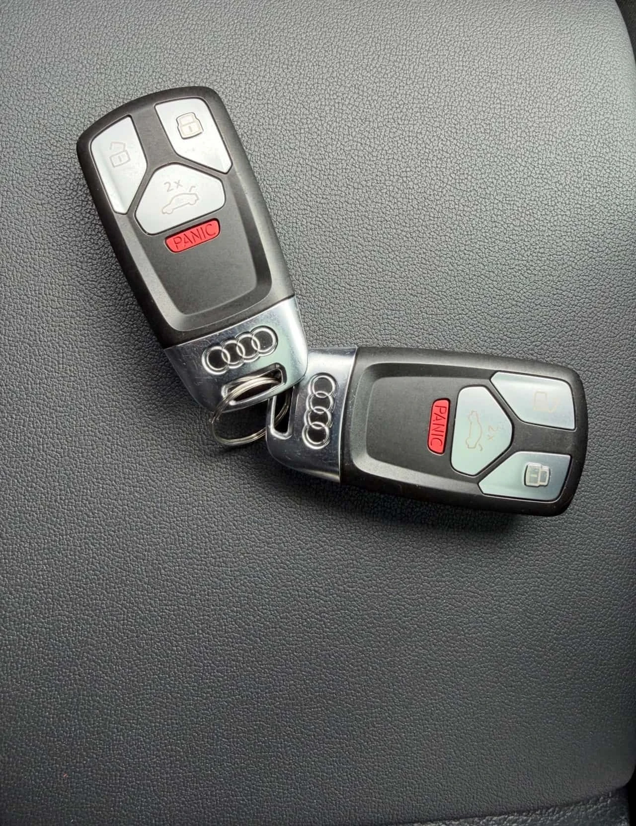 Audi Q5 Progressiv/CARFAX/PANO/ДИСТРОНИК/ПОДГРЕВИ, снимка 16 - Автомобили и джипове - 53831483