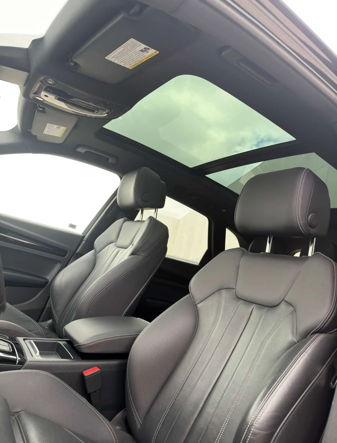 Audi Q5 Progressiv/CARFAX/PANO/ДИСТРОНИК/ПОДГРЕВИ, снимка 11 - Автомобили и джипове - 53831483