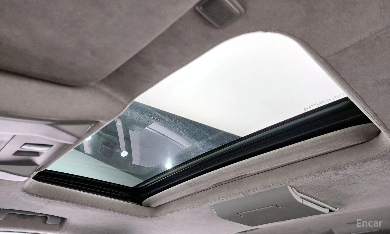 Cadillac Escalade ESV* КОЖА* ОБДУХВАНЕ* ПОДГРЕВ* ДИГИТАЛ* ХЕДЪП, снимка 15 - Автомобили и джипове - 54288593