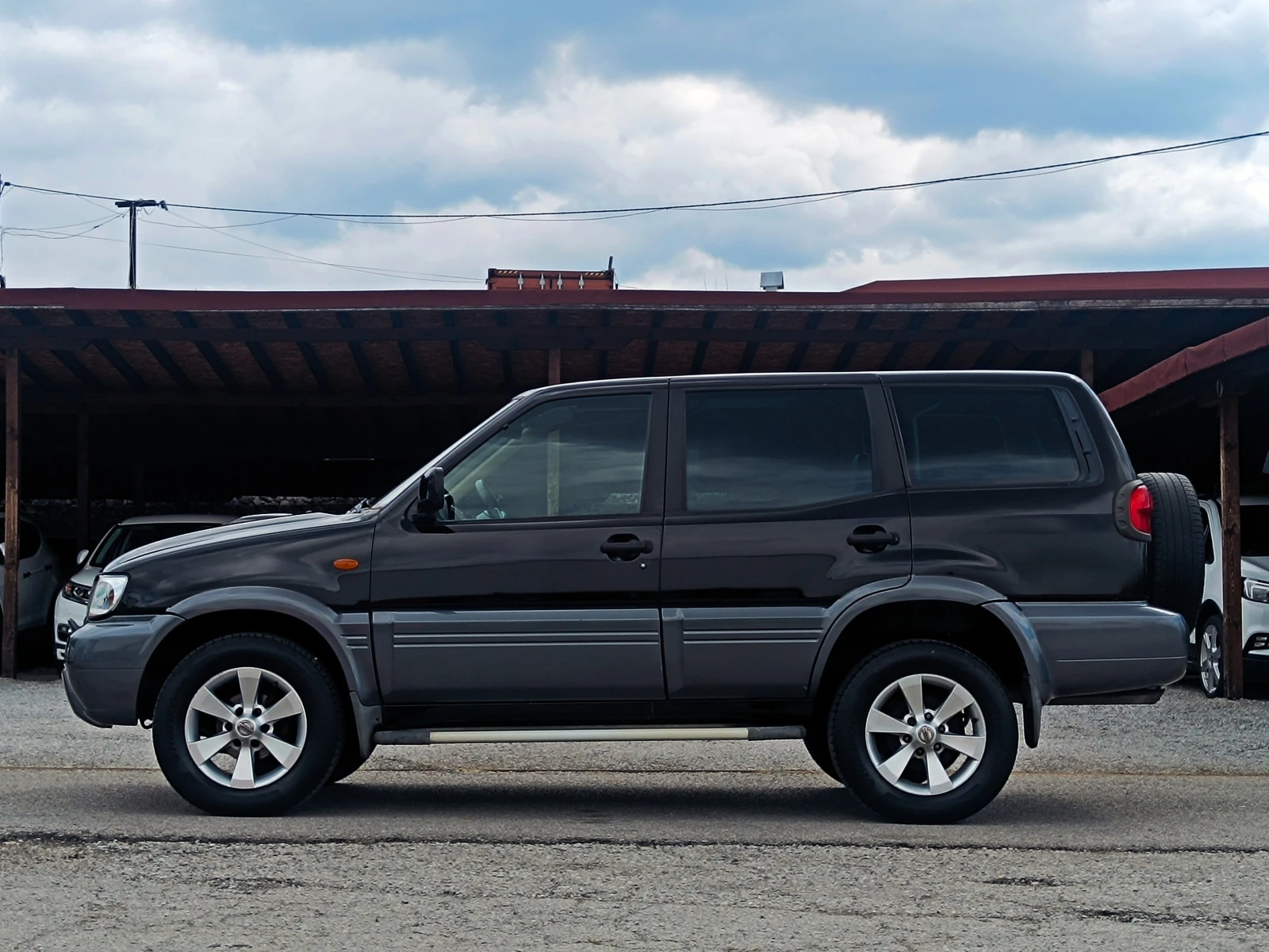 Nissan Terrano 3.0 TDi* 4x4* БАВНИ* НОВ ВНОС* ИТАЛИЯ* , снимка 7 - Автомобили и джипове - 54392974