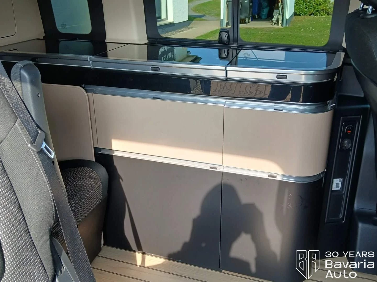 Mercedes-Benz V 300 V250d Marco Polo Automatik, снимка 10 - Автомобили и джипове - 54458694