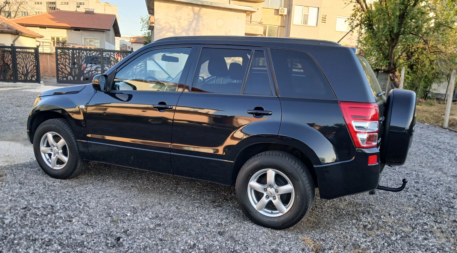 Suzuki Grand vitara 2.0i/4×4/140, снимка 3 - Автомобили и джипове - 54620736