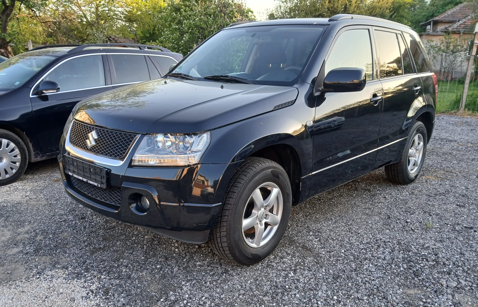 Suzuki Grand vitara 2.0i/4×4/140, снимка 2 - Автомобили и джипове - 54620736
