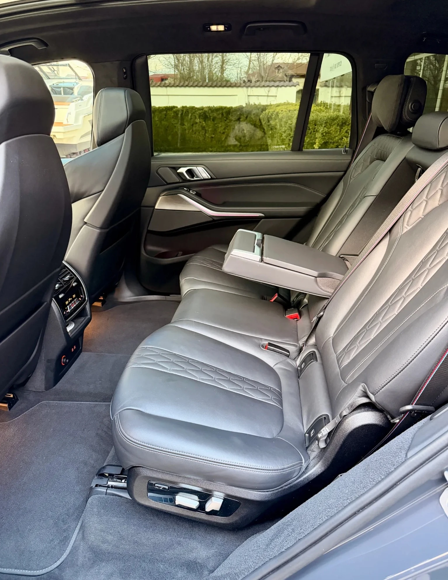 BMW X7 40i  xDrive M-Sport, снимка 7 - Автомобили и джипове - 54637969