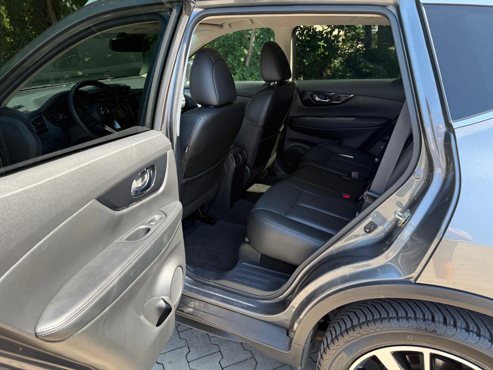 Nissan Rogue 2.5 SL AWD , снимка 8 - Автомобили и джипове - 54955335