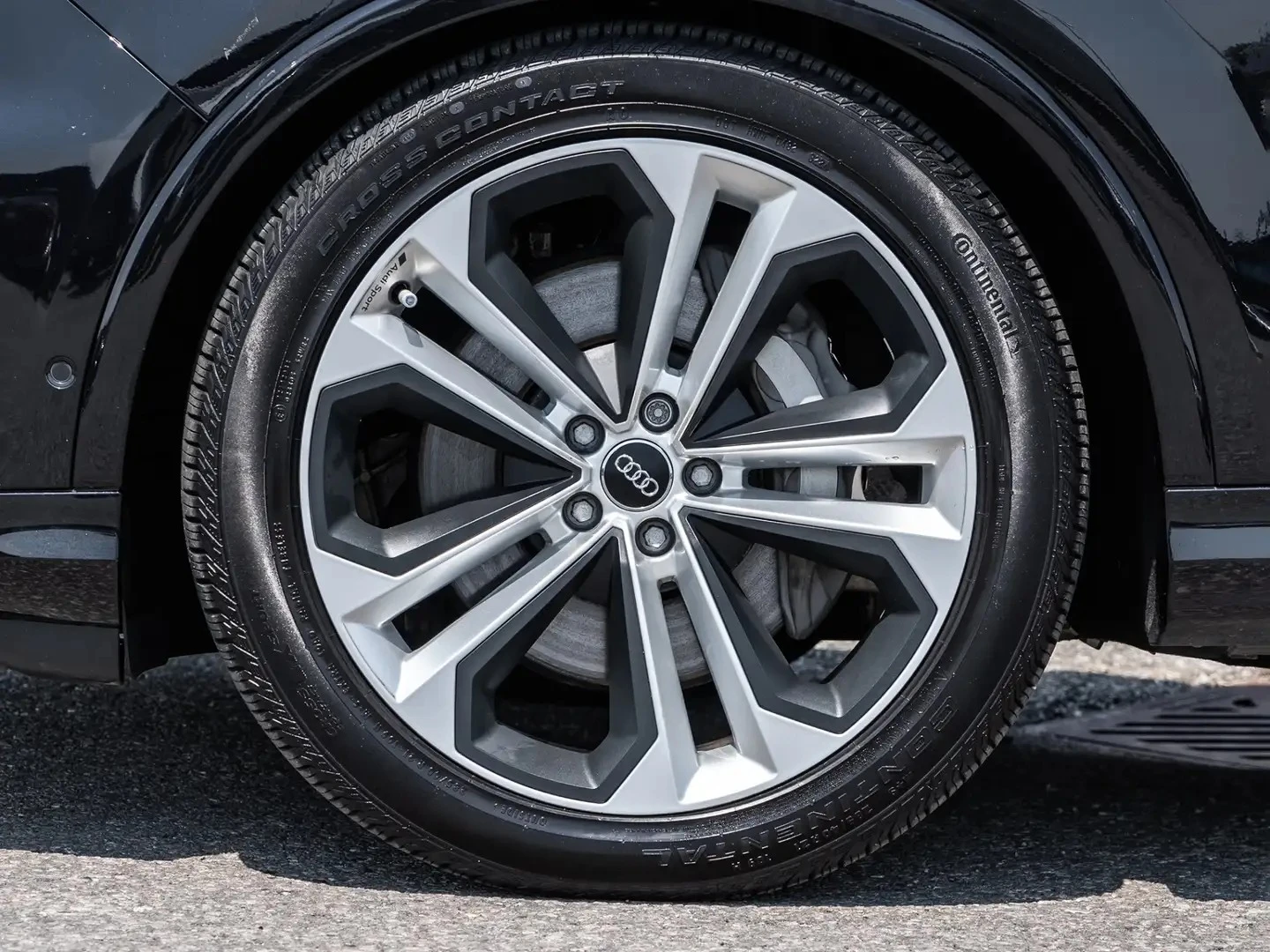 Audi Q7 TECHNIK / S-LINE / DISTRONIC / 360 / ОБДУХ / ПАНО, снимка 6 - Автомобили и джипове - 54970065