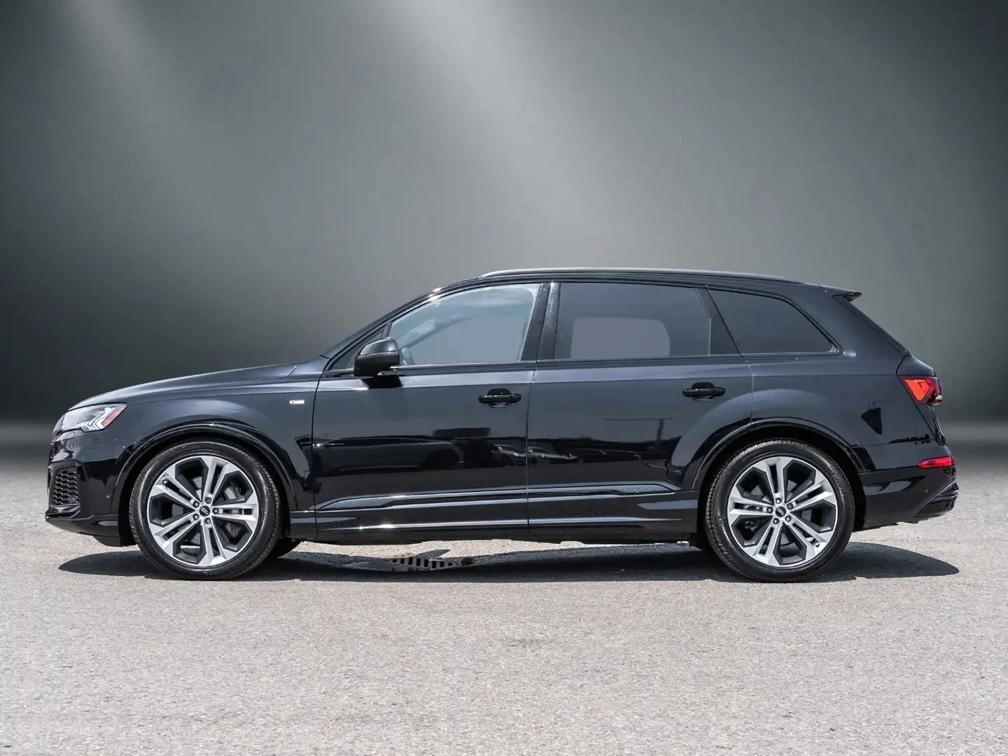 Audi Q7 TECHNIK / S-LINE / DISTRONIC / 360 / ОБДУХ / ПАНО, снимка 3 - Автомобили и джипове - 54970065