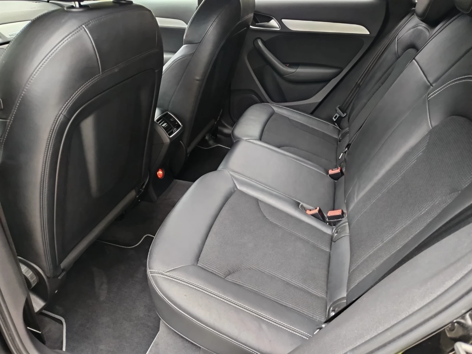 Audi Q3 2.0 TDI 150к.с. S-LINE SHADOW QUATTRO, снимка 10 - Автомобили и джипове - 55094130