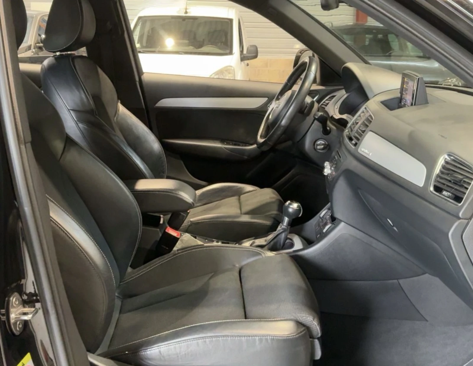 Audi Q3 2.0 TDI 150к.с. 3xS-LINE QUATTRO, снимка 7 - Автомобили и джипове - 55094130