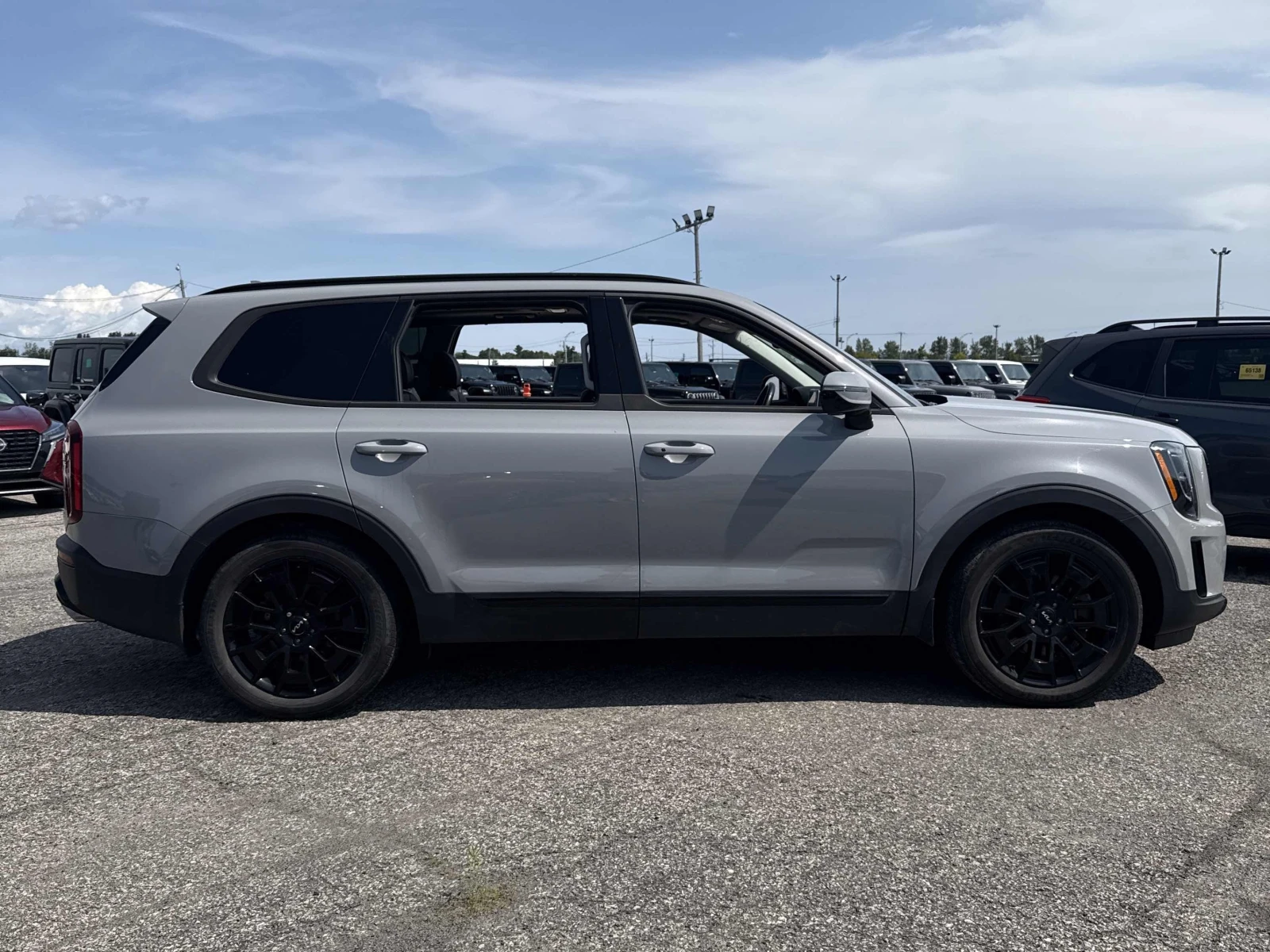 Kia Telluride, снимка 3 - Автомобили и джипове - 55690440
