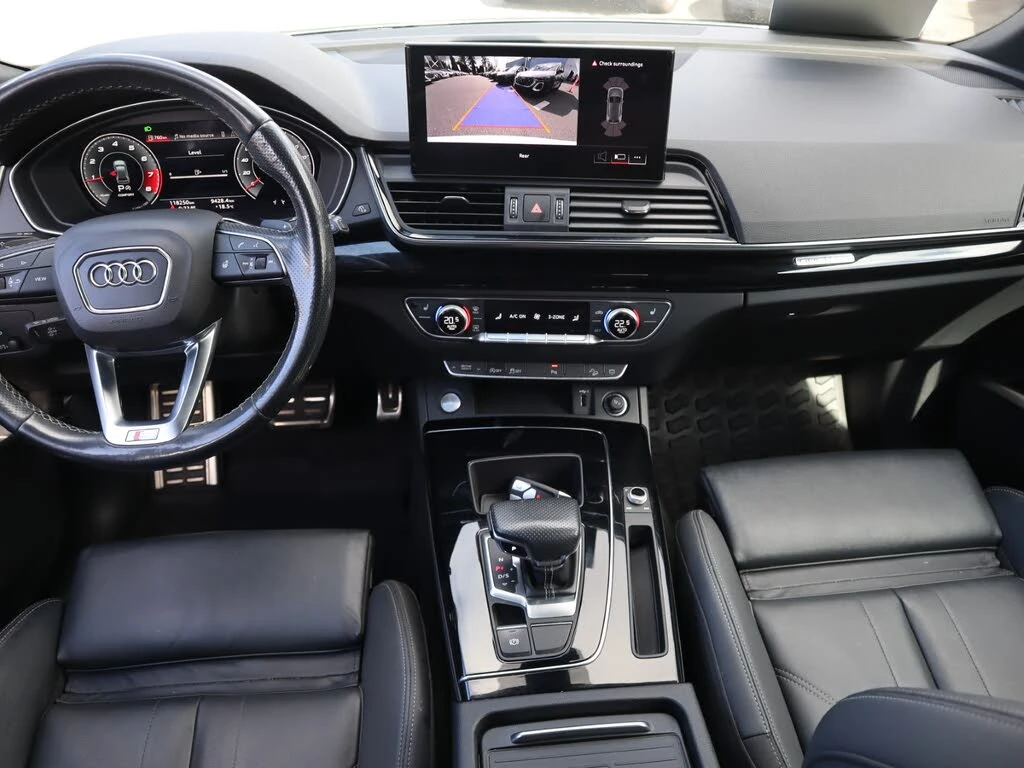 Audi Q5 MATRIX* S* LINE* ПОДГРЕВ* ПАНОРАМА* КАМЕРА* , снимка 6 - Автомобили и джипове - 55836145