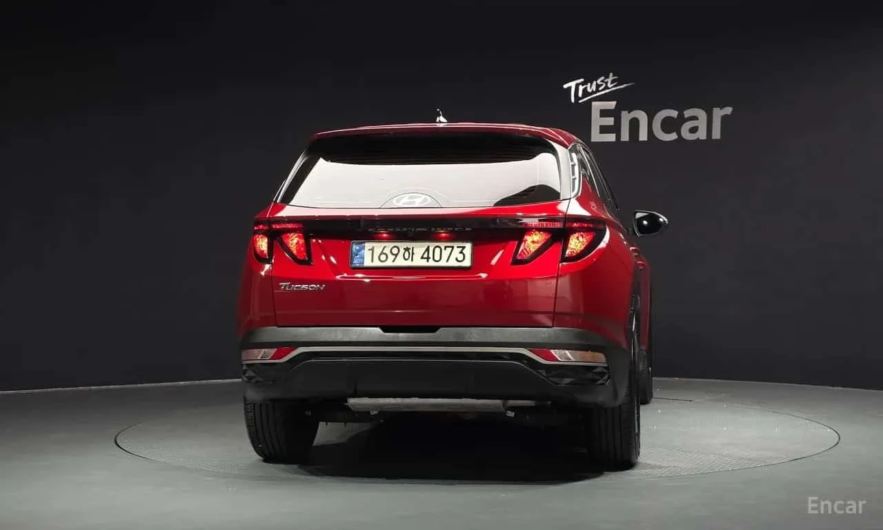 Hyundai Tucson * Modern 2WD * Камера * Кожа * , снимка 4 - Автомобили и джипове - 56228372