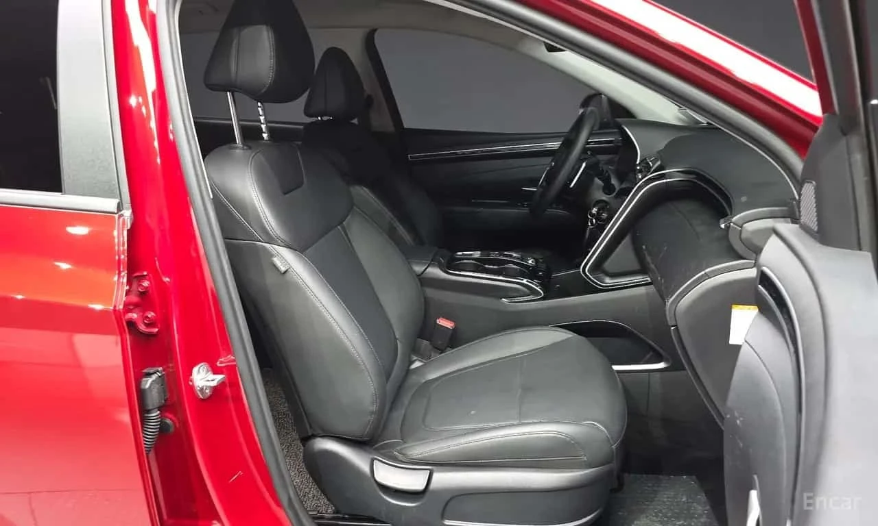 Hyundai Tucson * Modern 2WD * Камера * Кожа * , снимка 12 - Автомобили и джипове - 56228372