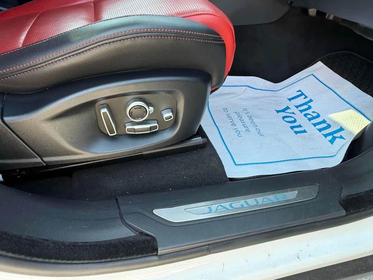 Jaguar F-PACE R Sport / CARFAX / 2 ����� / ���������� | Mobile.bg � ����������� 16