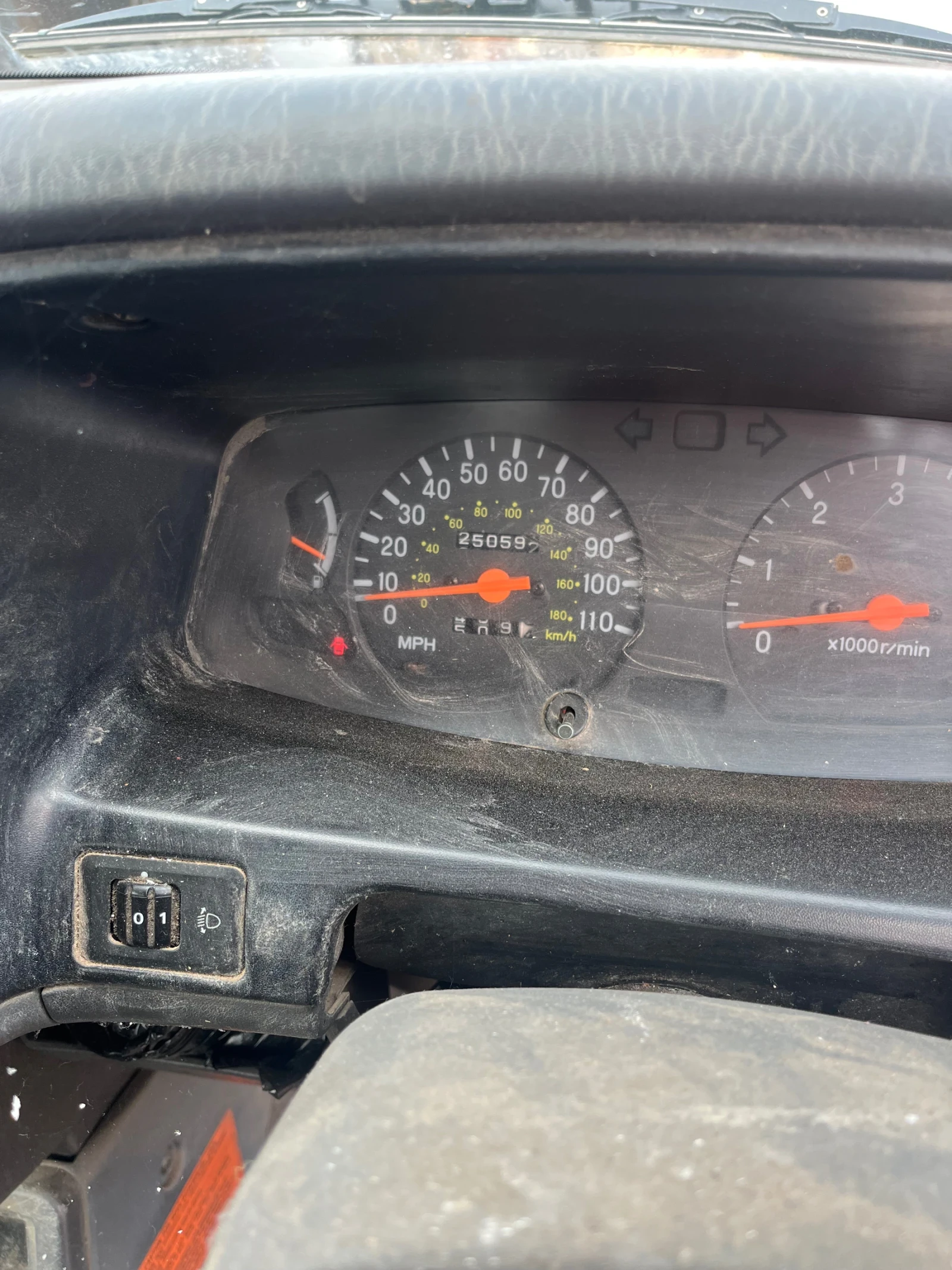Mitsubishi L200, снимка 2 - Автомобили и джипове - 56705222
