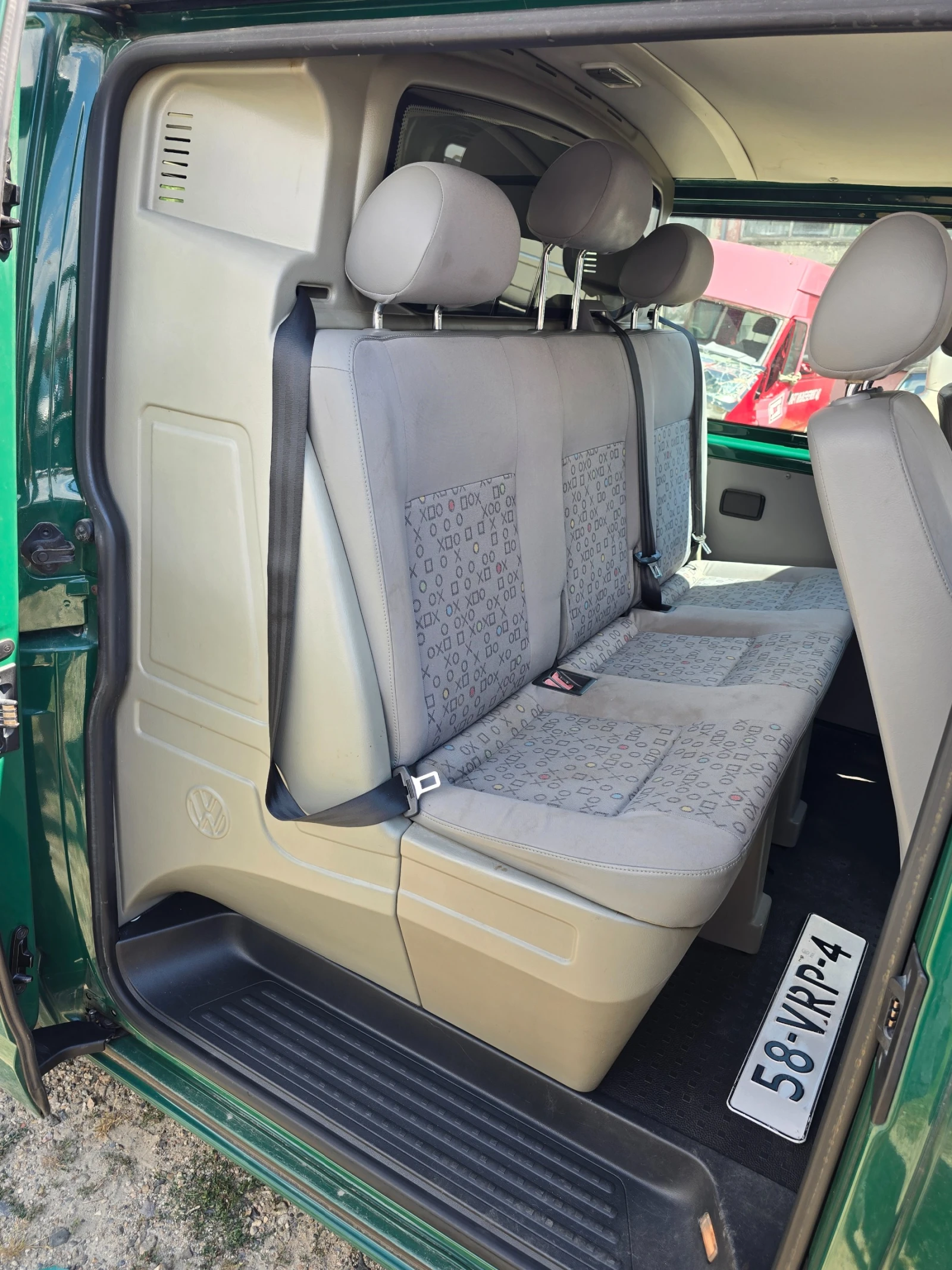 VW T5 2.5 TDI BNZ, снимка 6 - Бусове и автобуси - 54959451