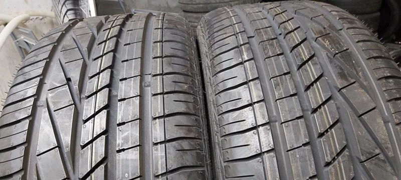 Гуми Летни 245/40R20, снимка 2 - Гуми и джанти - 32559345