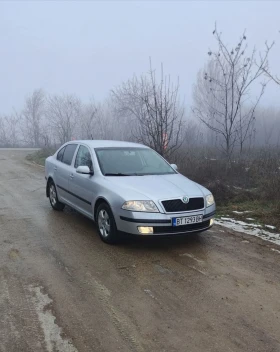 Skoda Octavia 1.6FSI BENZIN 1ви Собственик Michelin, снимка 2