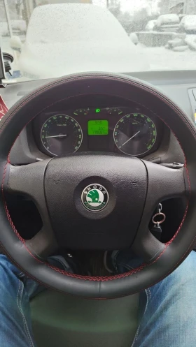 Skoda Octavia 1.6FSI BENZIN 1ви Собственик Michelin, снимка 8