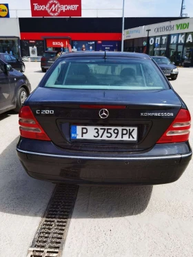 Mercedes-Benz C 200, снимка 4