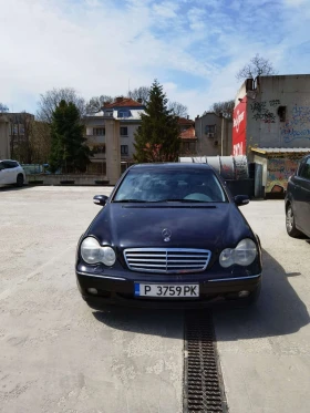 Mercedes-Benz C 200, снимка 1