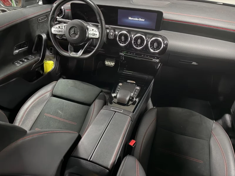 Mercedes-Benz CLA 220 d AMG Line, снимка 11 - Автомобили и джипове - 6966725