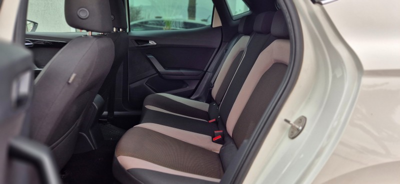 Seat Ibiza Xcellence, снимка 9 - Автомобили и джипове - 44780777