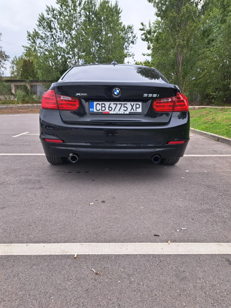 BMW 335 Седан, снимка 6 - Автомобили и джипове - 48657640