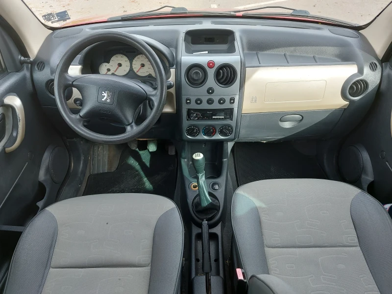 Peugeot Partner 1.6 xdi, снимка 11 - Автомобили и джипове - 49599753