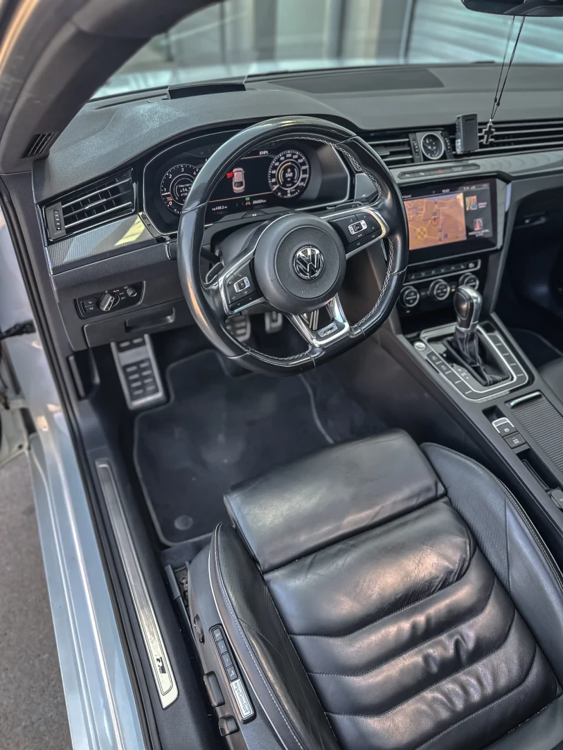 VW Arteon R-Line * KEYLESS * PANORAMA * FULL, снимка 9 - Автомобили и джипове - 52590334