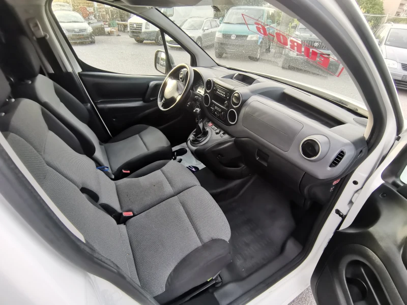 Peugeot Partner 1.6Hdi EURO6 3-местен * КЛИМАТИК* , снимка 8 - Автомобили и джипове - 51742271