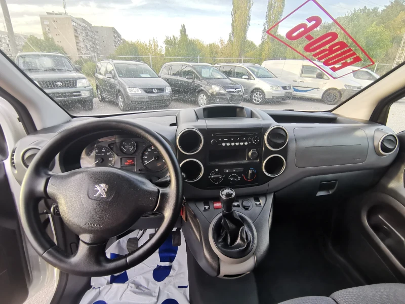 Peugeot Partner 1.6Hdi EURO6 3-местен * КЛИМАТИК* , снимка 13 - Автомобили и джипове - 51742271
